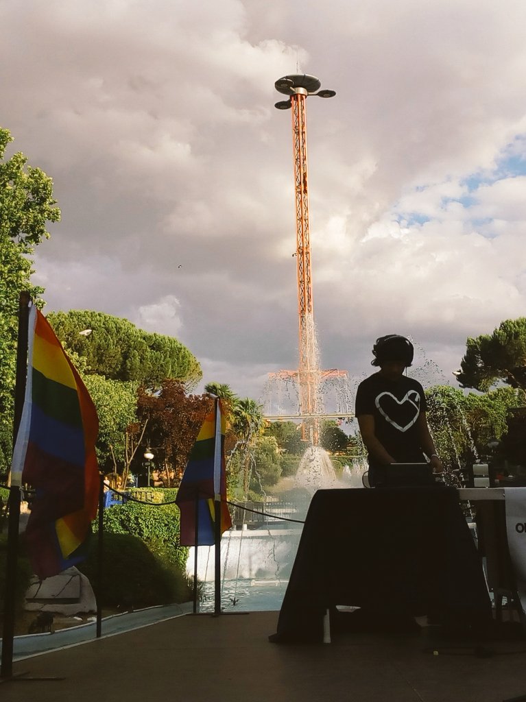nandostation's tweet photo. .@despop nos está poniendo temazos en el #DiversityweekPAM ¡Pon a Dënver, Ellos, La Casa Azul! ¡Haz caso al Twitter! https://t.co/6CTb0fE9PI