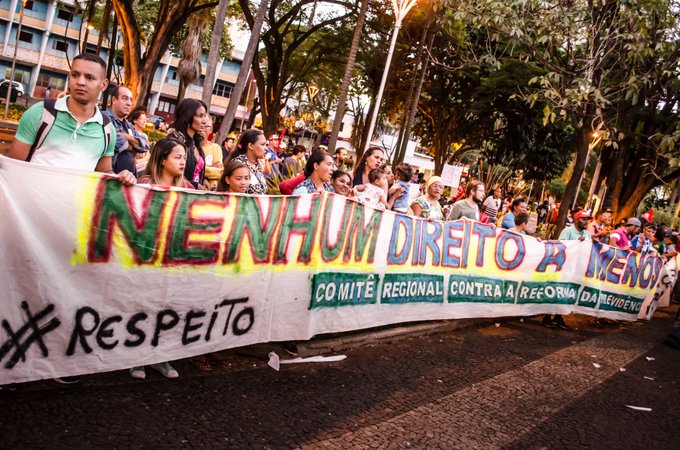 Ver imagem no Twitter