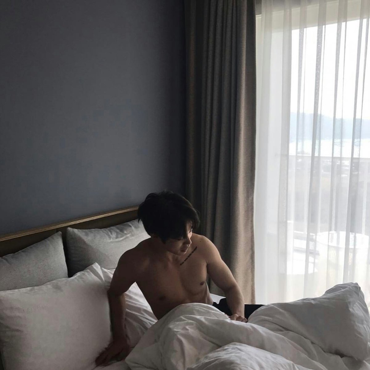 dphyjin's tweet image. nothing.