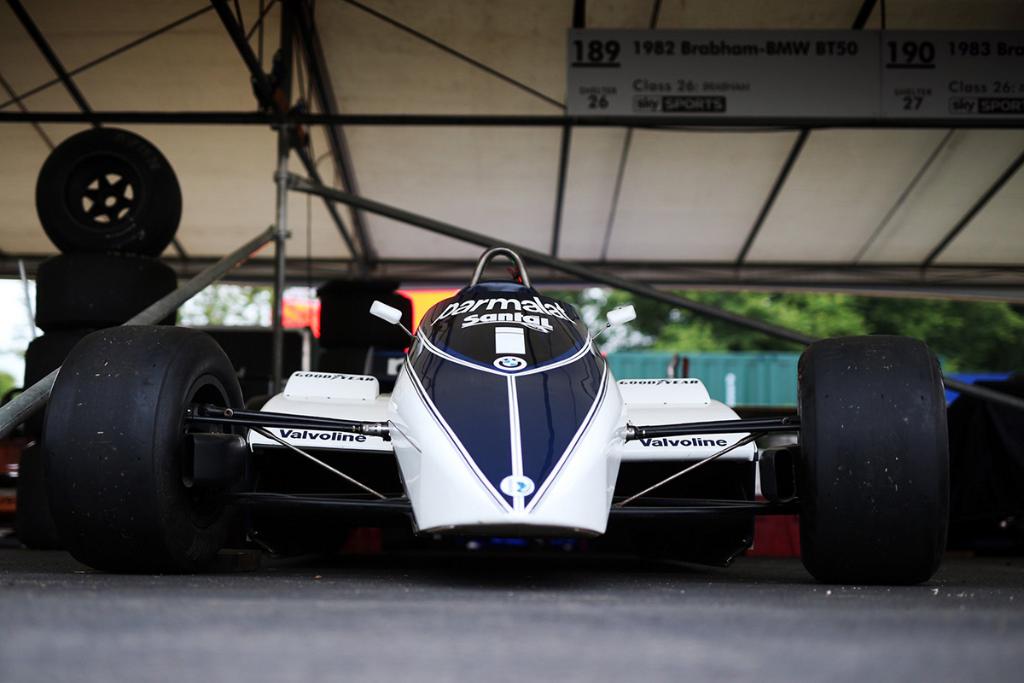 BMW's tweet photo. They don’t call it „Festival of Speed“ for nothing. #BMWGoodwood | https://t.co/tTQLk38bNX https://t.co/utfBBOwmuC