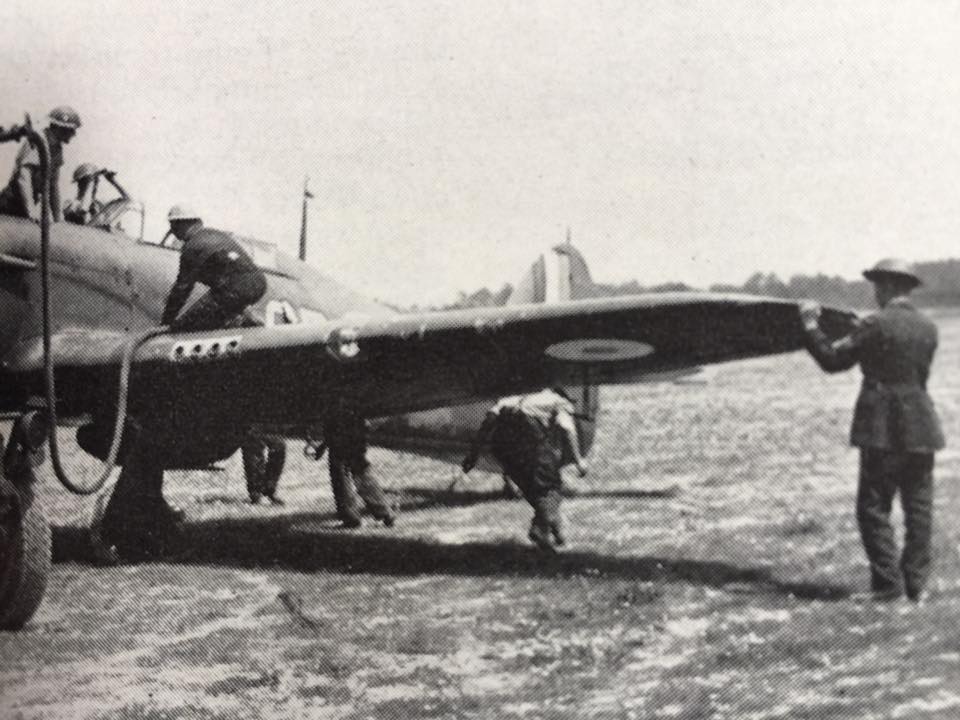 501Hurricane's tweet photo. 10th May 1940, 501 Sqdn Hurricane at Bethienville, France https://t.co/5pthiXtbMQ