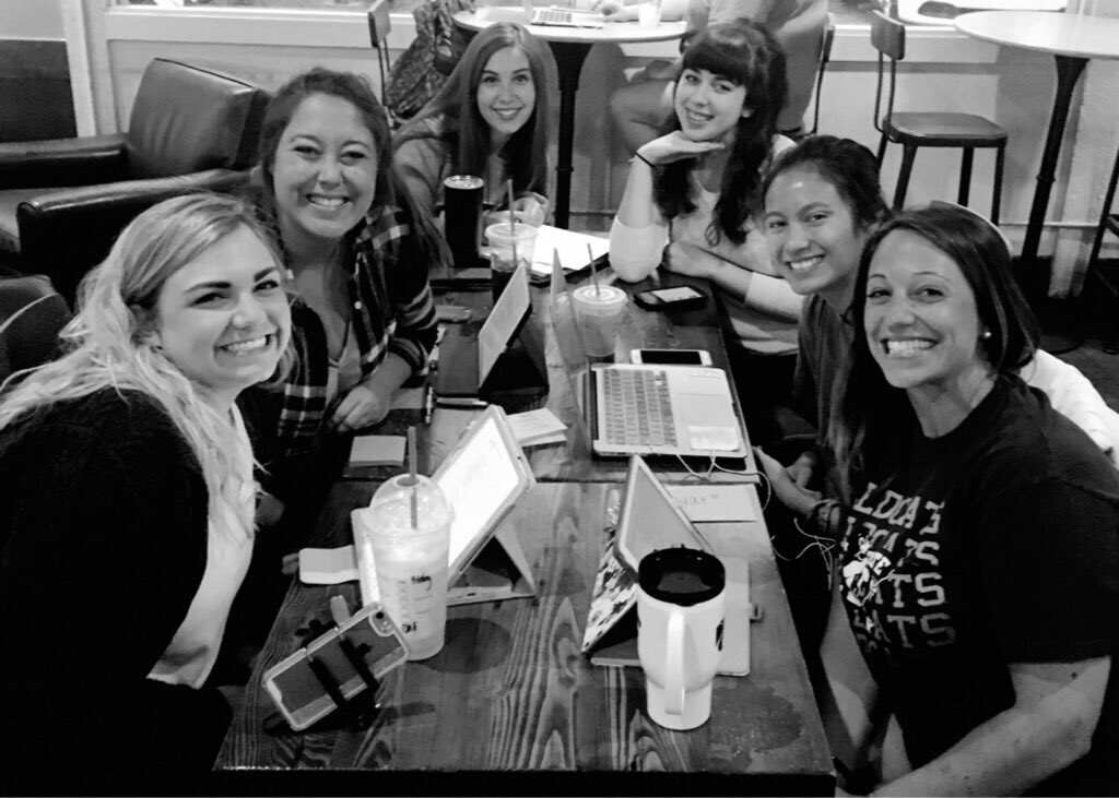 baby_bri_14's tweet photo. Block A came to an end today and this Summer has all been worth it! Shoutout to my inspirational and driven COE pals 🤝👩🏻‍🏫🌎🍎 https://t.co/s2mWgGI5CS