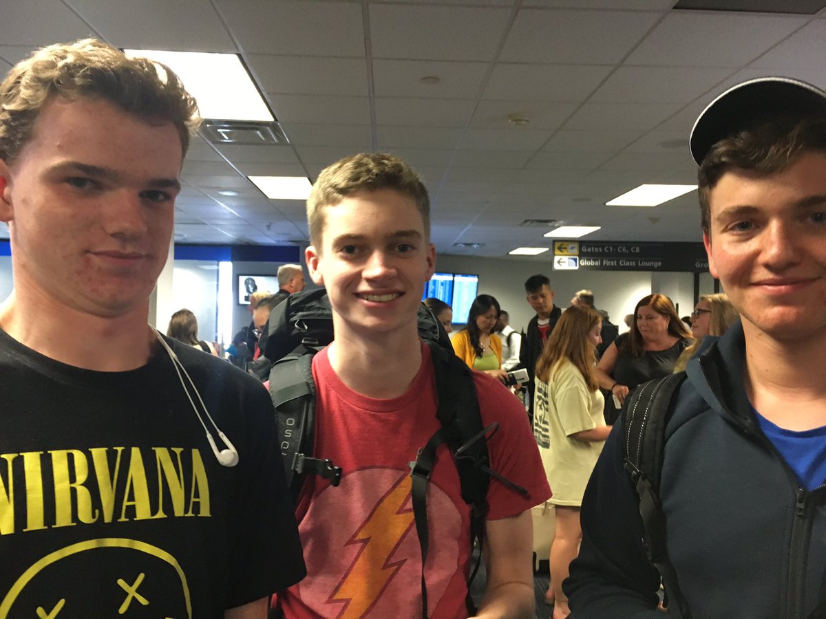 BISBAlps's tweet photo. In DC, waiting to board our flight to Suisse! 🇨🇭 https://t.co/t2nF3kZq2B