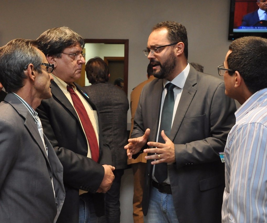 Virmondes's tweet photo. CONQUISTA PARA OS SERVIDORES DA AGRODEFESA: plano de carreira aprovado com relatoria do dep Virmondes ! Saibam mais: https://t.co/7fwCnZ66e4 https://t.co/hPHlAf0foI