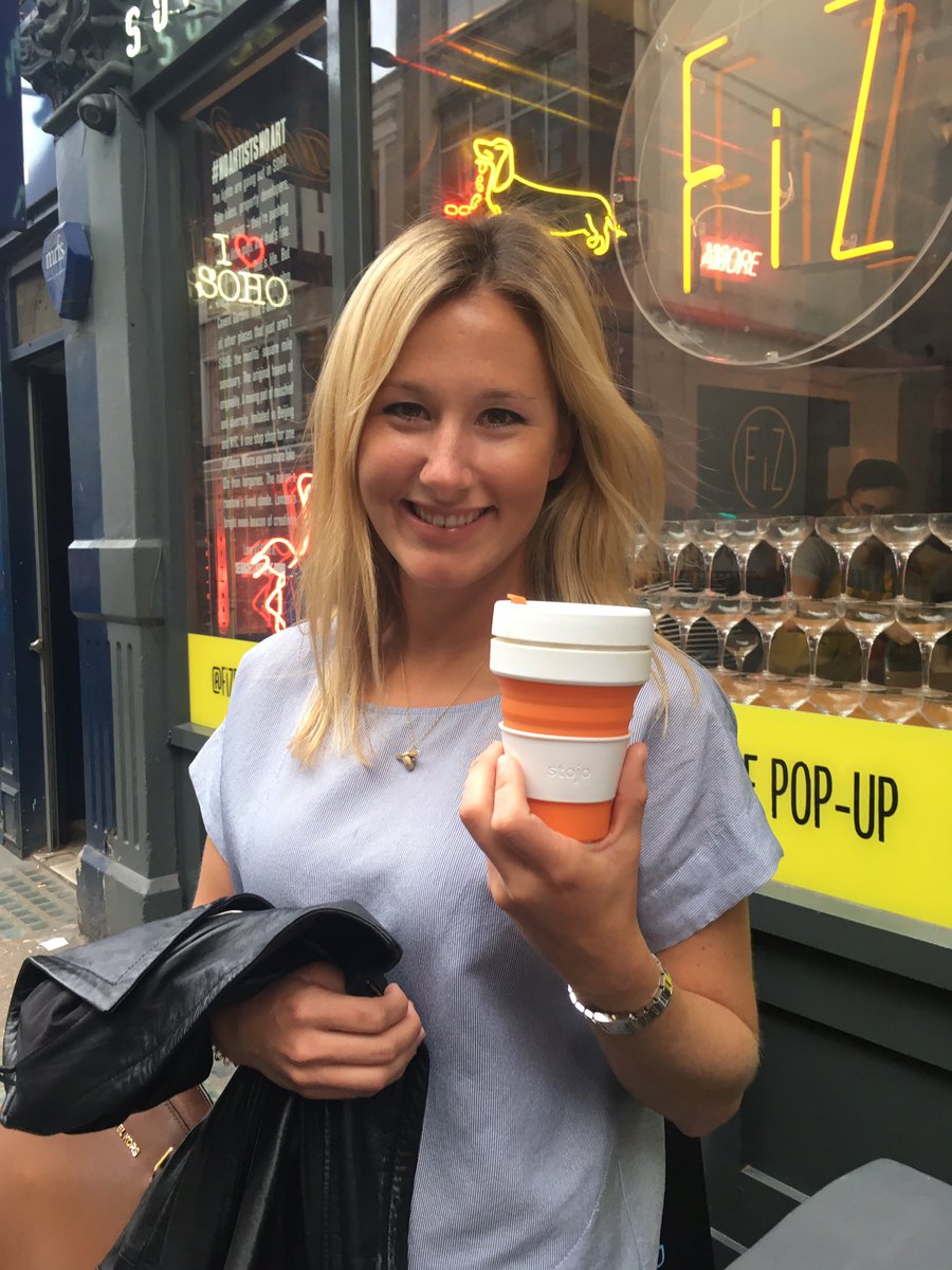 NGrain17's tweet photo. @lovellandprior @GlastoFest @CostaCoffee @Starbucks @SimplyCups #reusablecup #coffee #waste #glastonbury https://t.co/WGgD9tvc3p