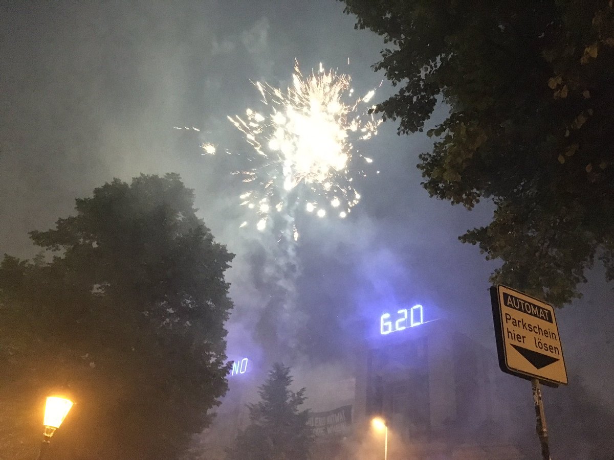 NoG20_Inter's tweet photo. Hamburg has one message: No G20 - we'll be on the streets struggling against their summit #NoG20 https://t.co/KebEHfvfp3
