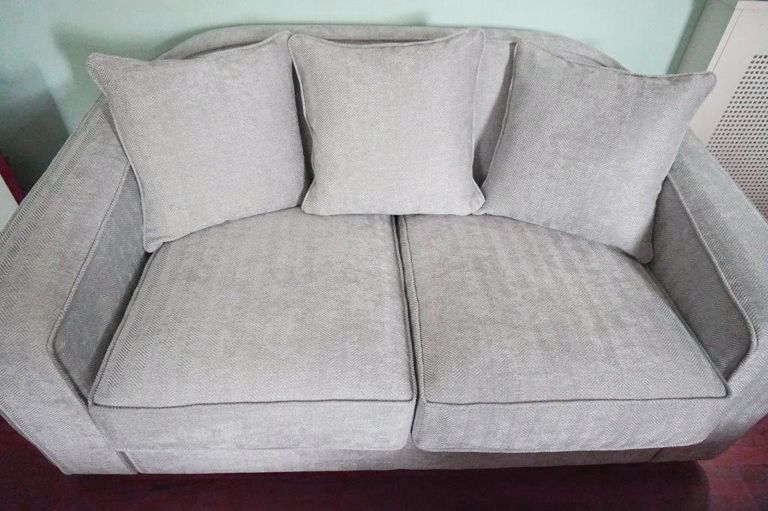 Zola 2818 - Jenny in Aberdeen buff.ly/2u5O2ZS