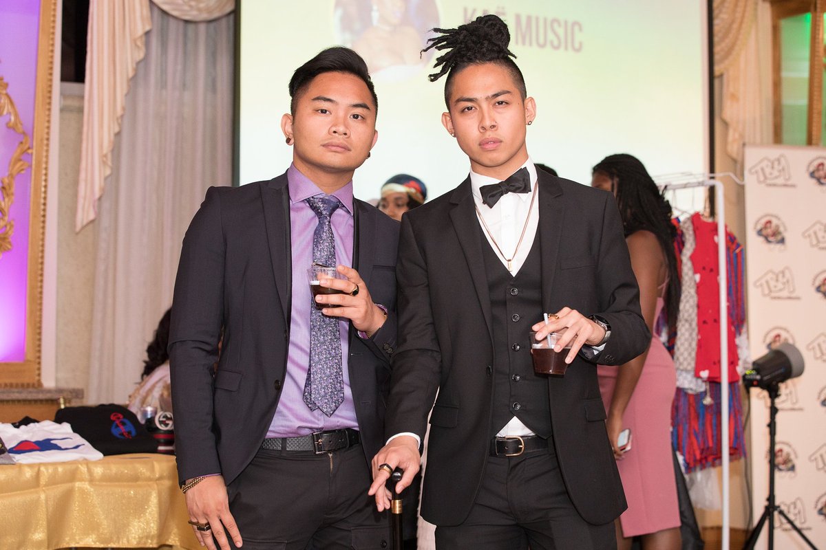 meika24's tweet photo. π#REDCARPET MOMENTπ@aarxnscott @nani.shootsππ₯ #SociallyThe6 FashionGalaShowcaseΒ 2.0!!ππ₯π₯ #FlashBack #FashionGala2017 #LadySProductions https://t.co/YUuizHiBo3