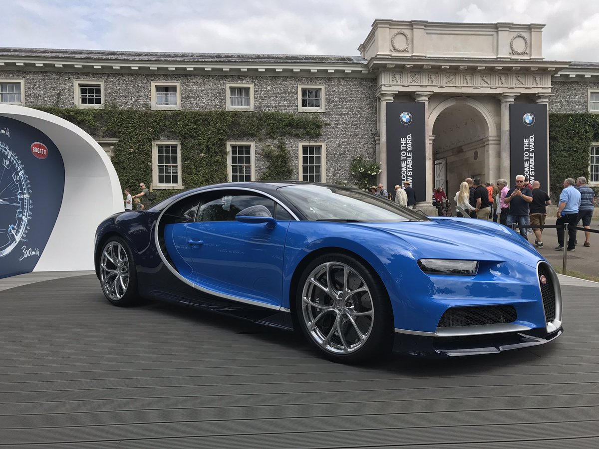 AntonyChesworth's tweet image. Lots of inspiration and motivation going on at Goodwood Festival of Speed today! #fos #FOS2017 #inspiration #Lamborghini #bugati #Rollsroyce
