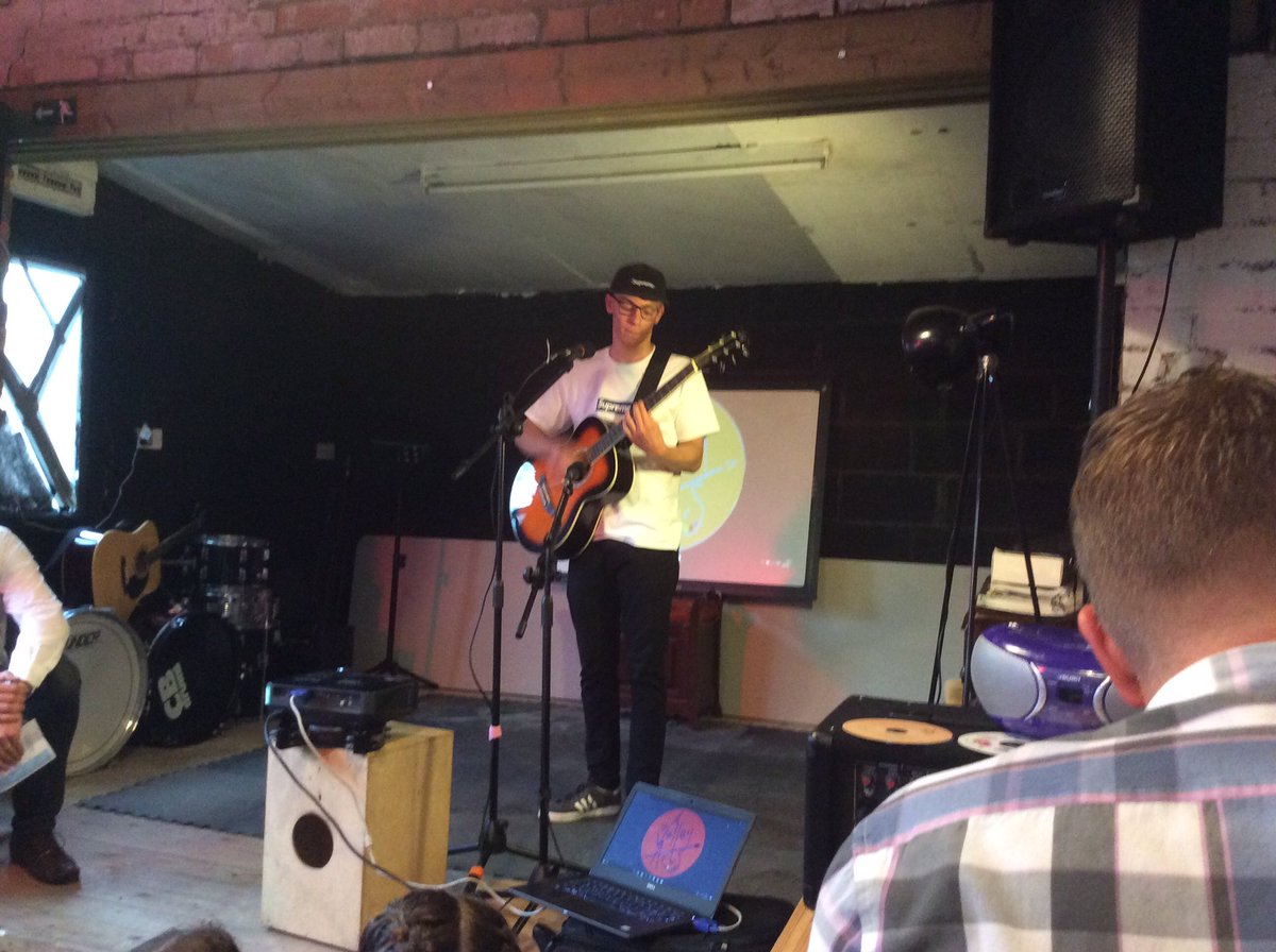 ValleyArts4's tweet photo. Thanks to Jim for opening our set last night. Check out his band @OceanFloorUK lots of positive comments from everyone. Here's to you! https://t.co/lETRuuIqqd