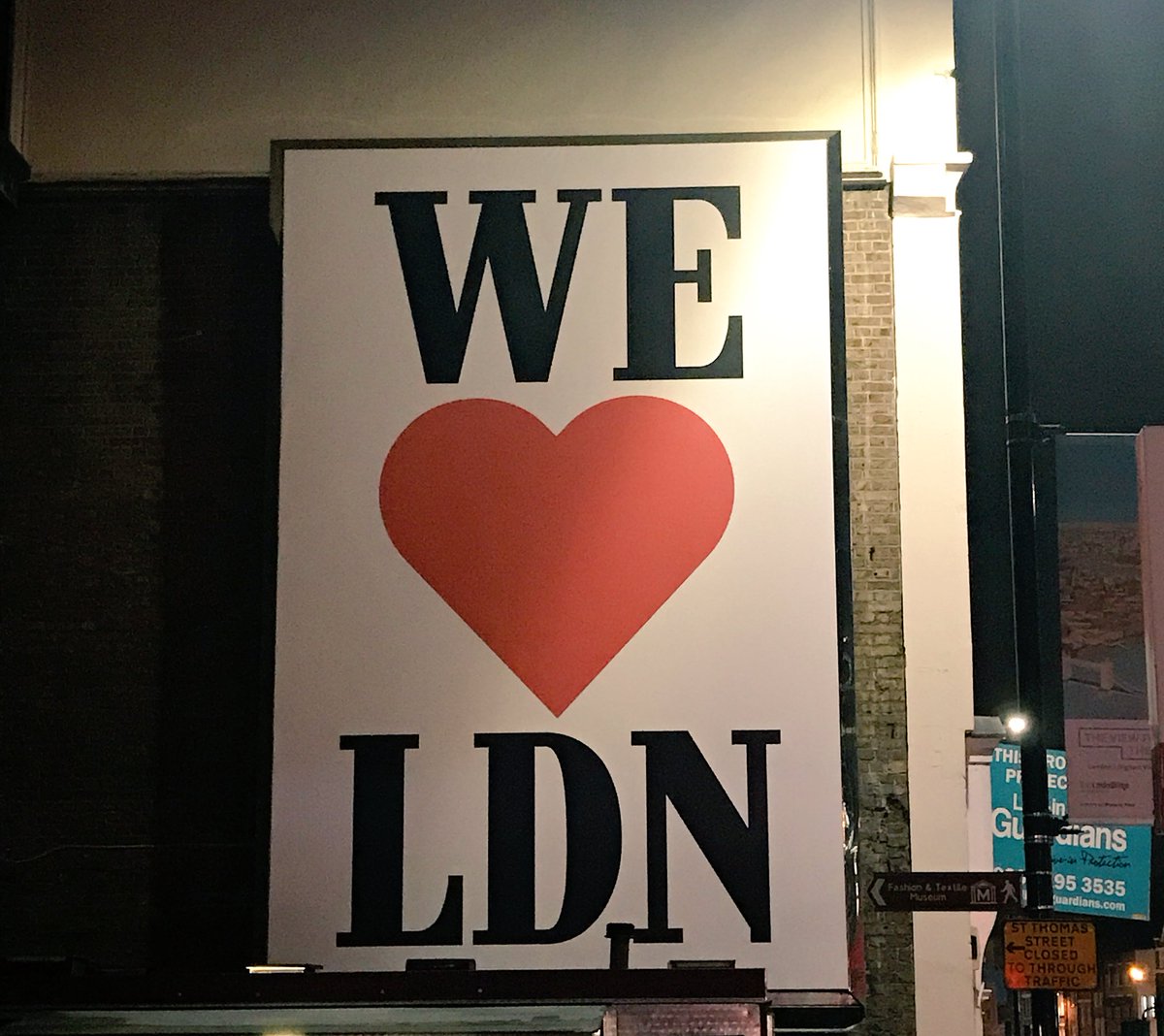 hjpnurse's tweet photo. This photo taken at #LondonBridge sums up perfectly how we feel about a fantastic week spent in the big city #DNalternativepractice https://t.co/6EXXJgxW66