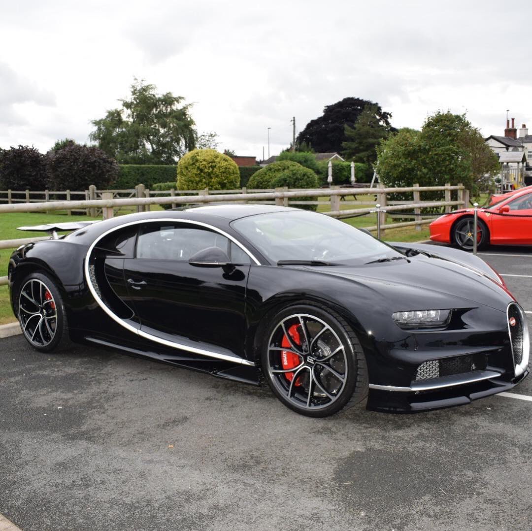 posbadbugatti's tweet photo. Bugatti Chiron ⚫️ https://t.co/Bl2xmdbpVw