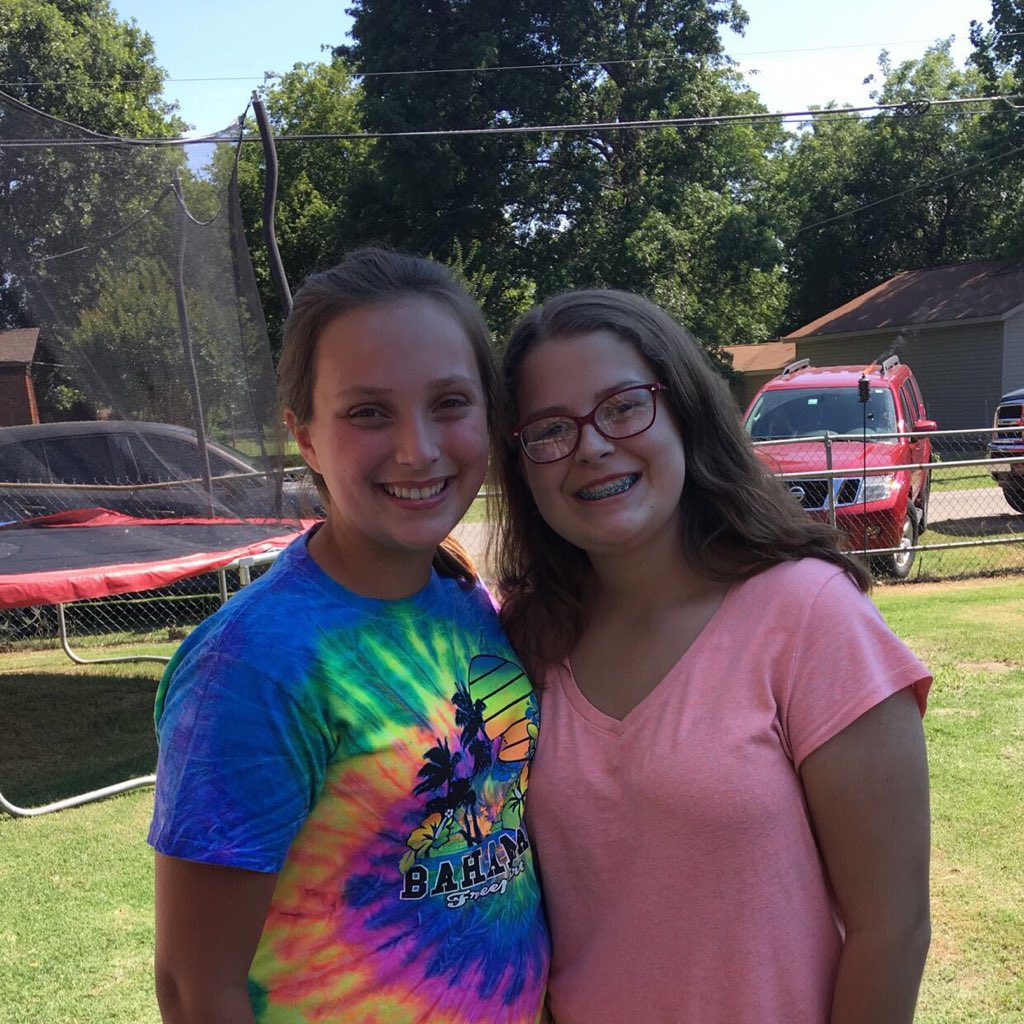 maddief0723's tweet photo. #NewProfilePic https://t.co/8aennOIvjH