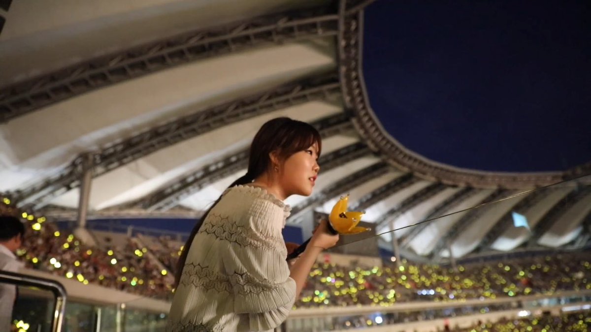 GD sunbaemin solo konserinden vlog çekmem gerekiyordu elbette!! Gerçek YG ruhunu görmek için, izlemeyi unutmayın. 🤓 youtu.be/mbbJQrEGipI