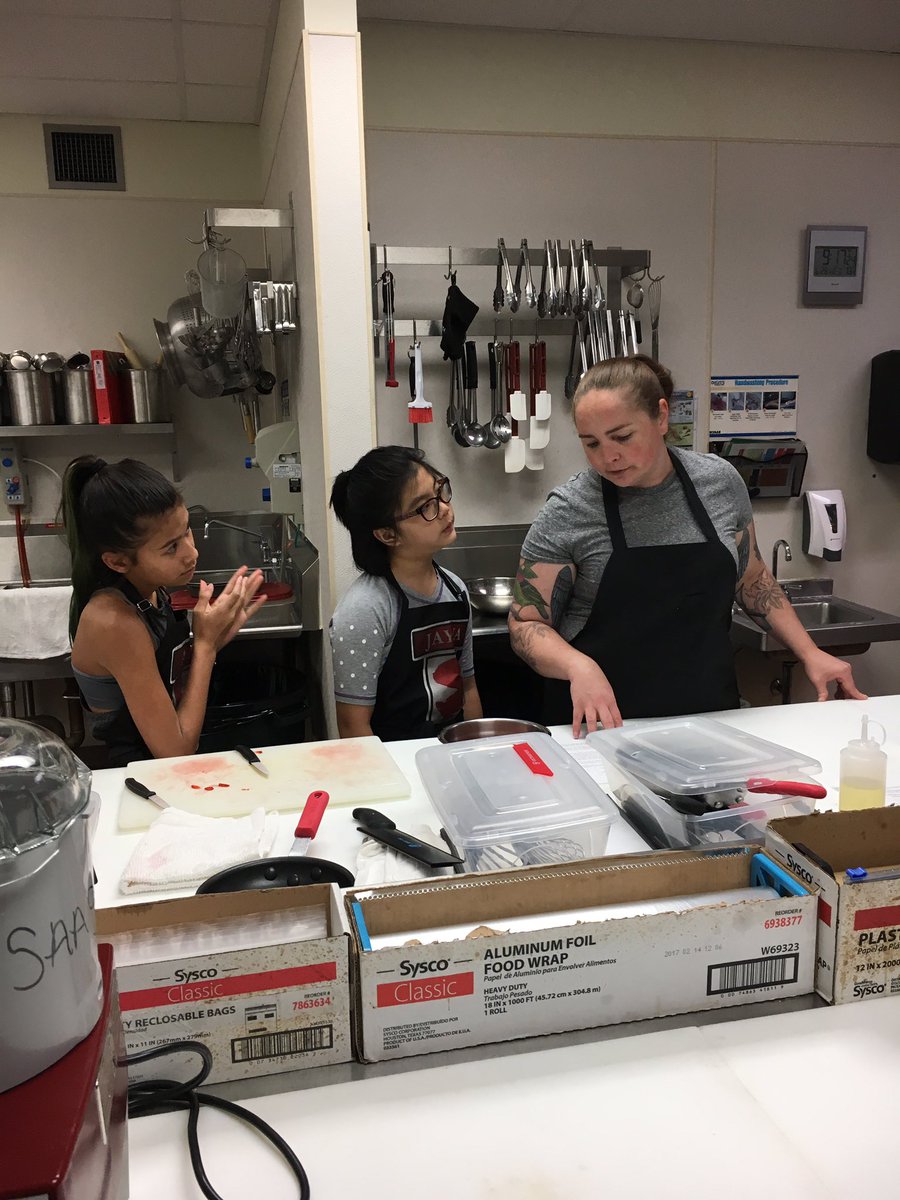 SAASFoodService's tweet image. SAAS Summer Program - Culinary Basics
Mise en Place (a French term meaning "everything in its place") in action!