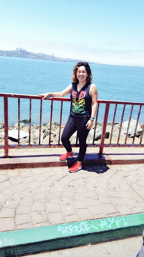 lexcvi's tweet photo. Bay areeaaaa π€ #myhome #cheesinit https://t.co/TG9WFBmqbr