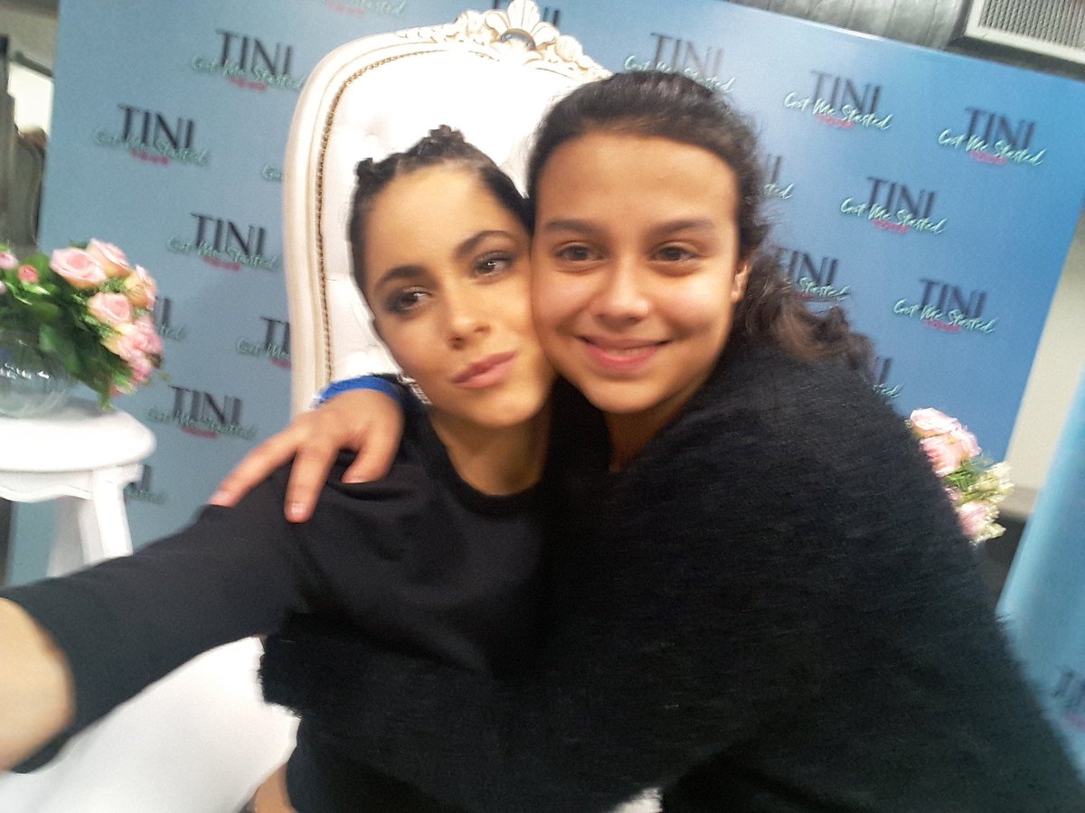 wildfalcone's tweet photo. El mejor día mi vida, inolvidable, esos pocos minutos que estuve con vos @TiniStoessel me hicieron demasiado feliz. Te amo mucho❤. GRACIAS💘 https://t.co/X0YA2jVSFP