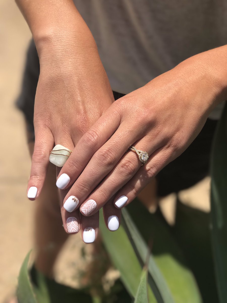 TheCurBar's tweet photo. Perfect boho nails for the bride. 
👰🏻💍

💅🏼 by Mila 

#cürBAR #sandiego #nailsalon #nailart #cnd #bridalnails #bohonails https://t.co/1UP0gGHBGN