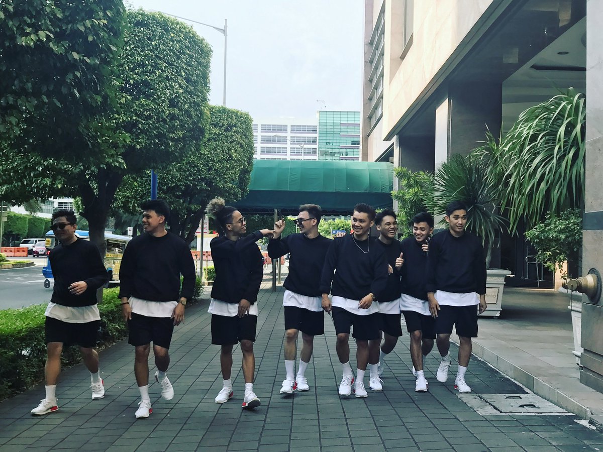 baylonrey7's tweet photo. Blessed ☝ https://t.co/j6JfgCW0WM