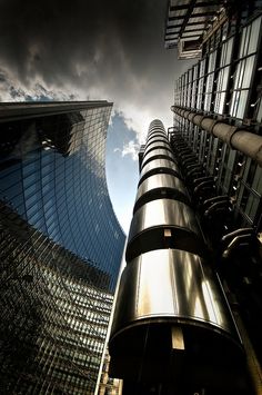 GuildStrayDogs's tweet image. The Biggest Issue Facing European eCommerce Isn't Brexit 
businessnews.drifterup.com/News/Details/2… #Ecommerce @NewsBusinessLH