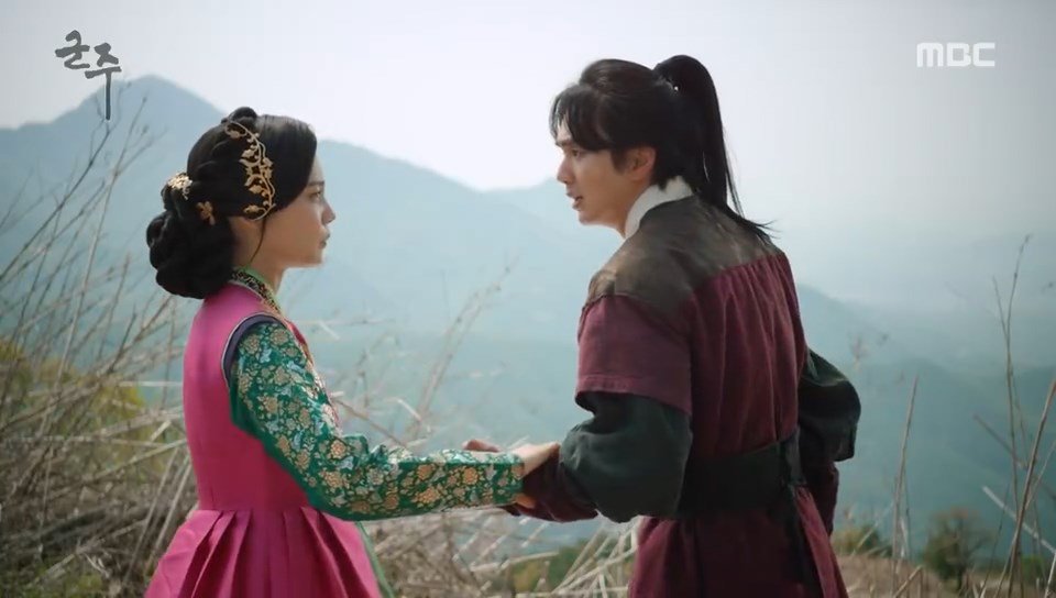 DDneankUwAADD3D.jpg:large