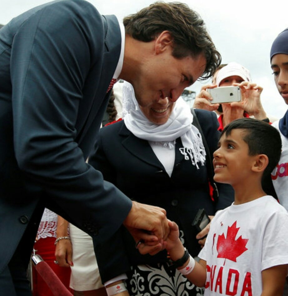 SafwanChoudhry's tweet photo. The iconic Baitul Islam Mosque is set to host the largest Muslim gathering for #CanadaDay with nearly 5000 attendees from across #Toronto https://t.co/V2Ho5eUHWi