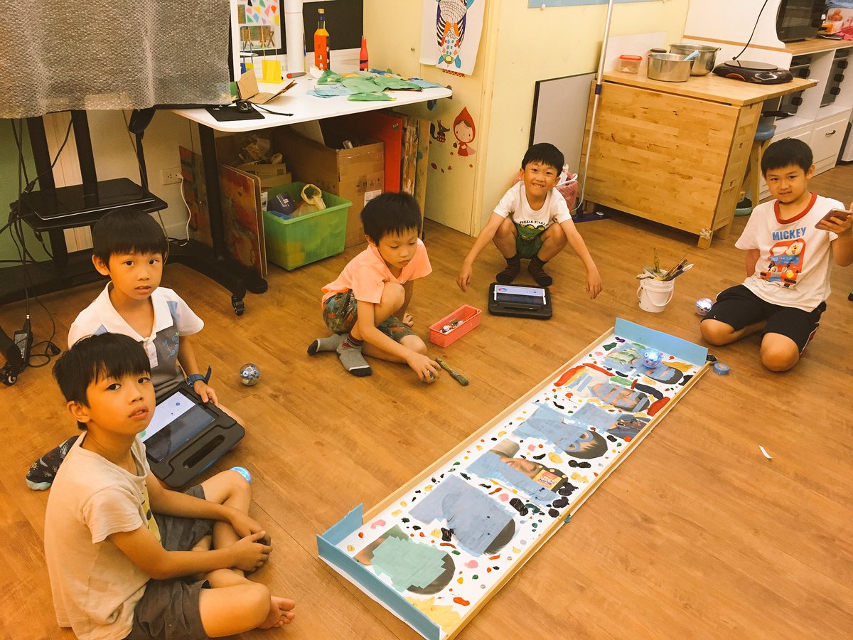 tychou818's tweet image. Last day of robotic control after school program. We record the face ourselves and use @Sphero to make ART.
@SpheroEdu #edtech #Futureclass