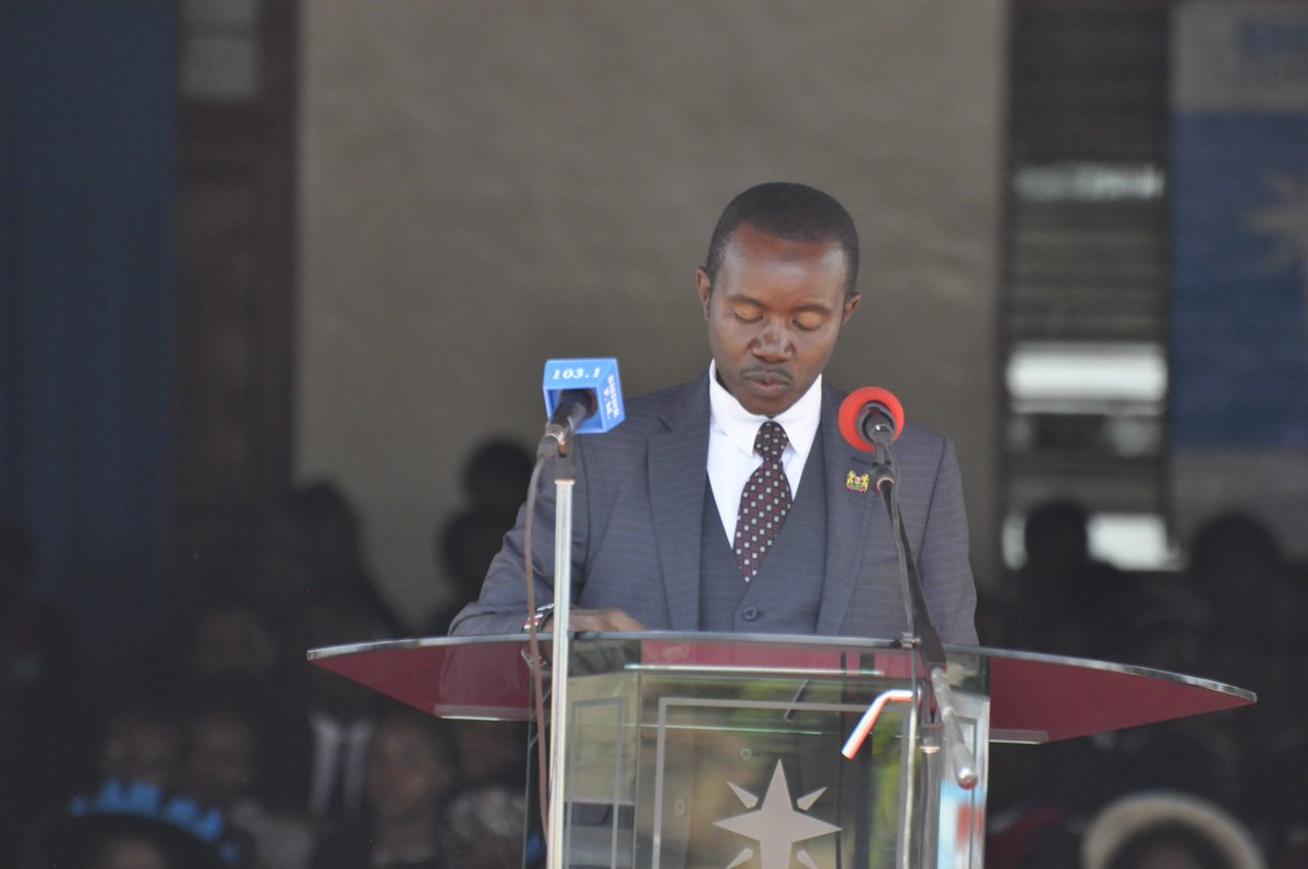 ShineRadioKE's tweet photo. #DU39thGraduation
Hon. Joseph Mucheru CS, Ministry of Information, Communication Technology addressing Daystar University graduands https://t.co/8RWTp8e2Tn