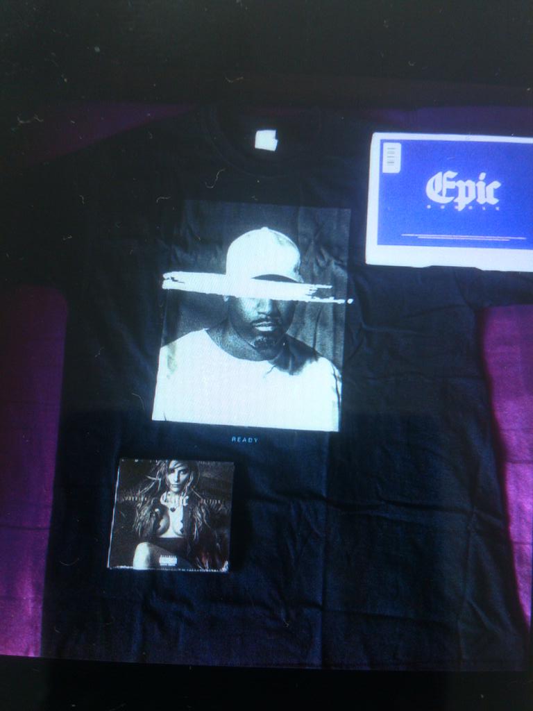 Maskulin_Larry's tweet photo. E P I C setzt in deutschrap neue Maßstäbe! @JalilOfficial richtig dope auf dem Album &amp; @FLER krasser style #Epic https://t.co/MOEZOPosrE