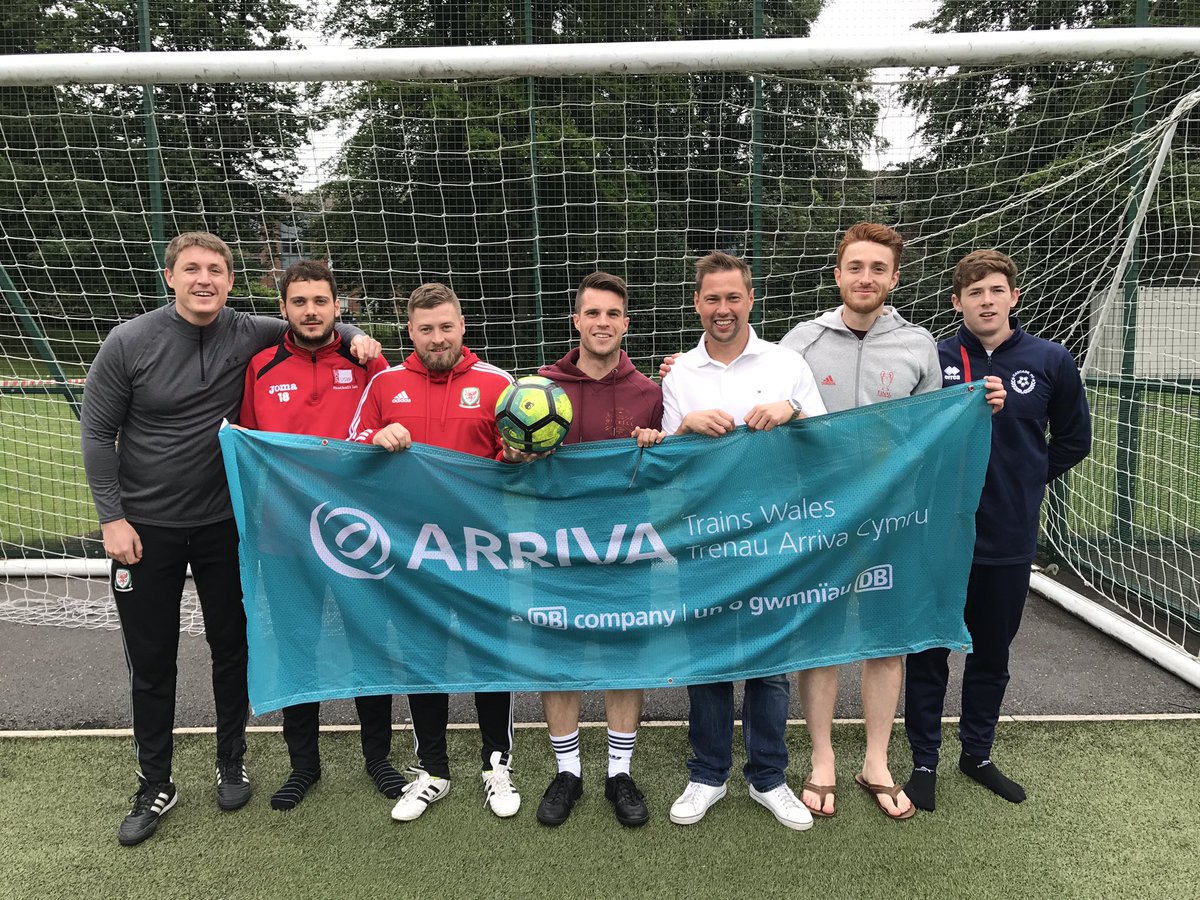 Adamterry56789's tweet photo. #goteam #teamatw #xccup ⚽️🏆@ArrivaTW @CrossCountryUK https://t.co/mz3BwHUiHj