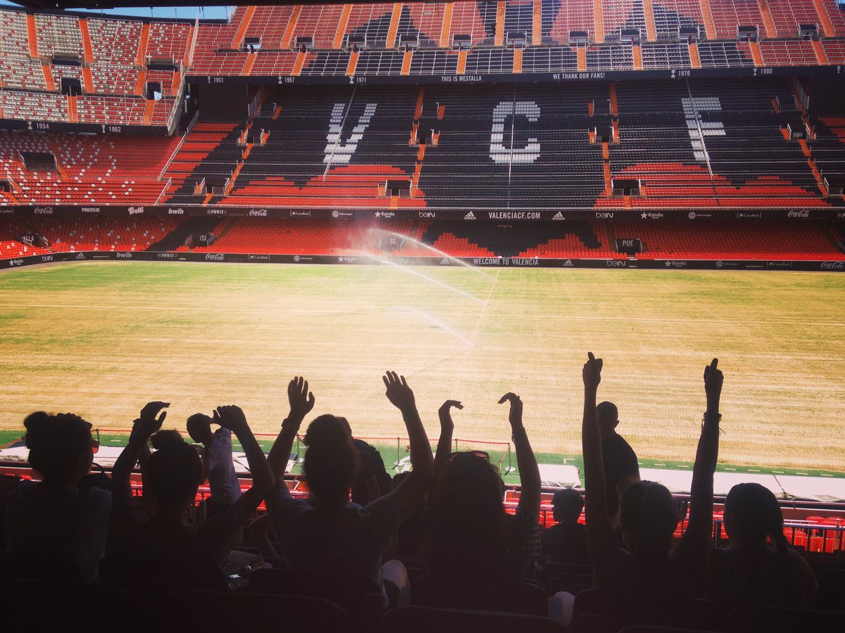 MEA_MFL's tweet photo. #mestalla #valencia2017 🇪🇸🌞⚽️ https://t.co/RMSWU4ekLC