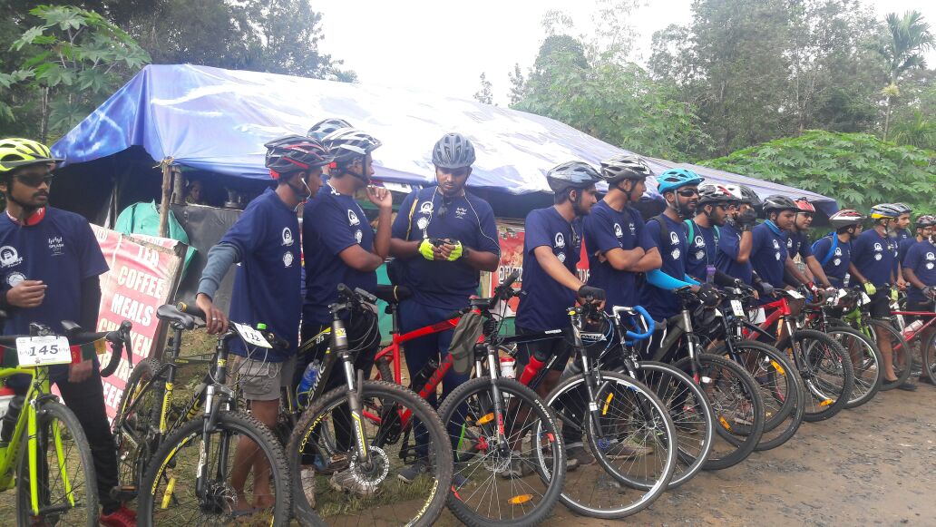 wayanadsplash's tweet photo. SPLASH 2017 - DAY 1-> CYCLE RALLY FLAGGED OFF TODAY MORNING!
#wayanadsplash #GoKerala #visitwayanad https://t.co/ncXA0TwQJr