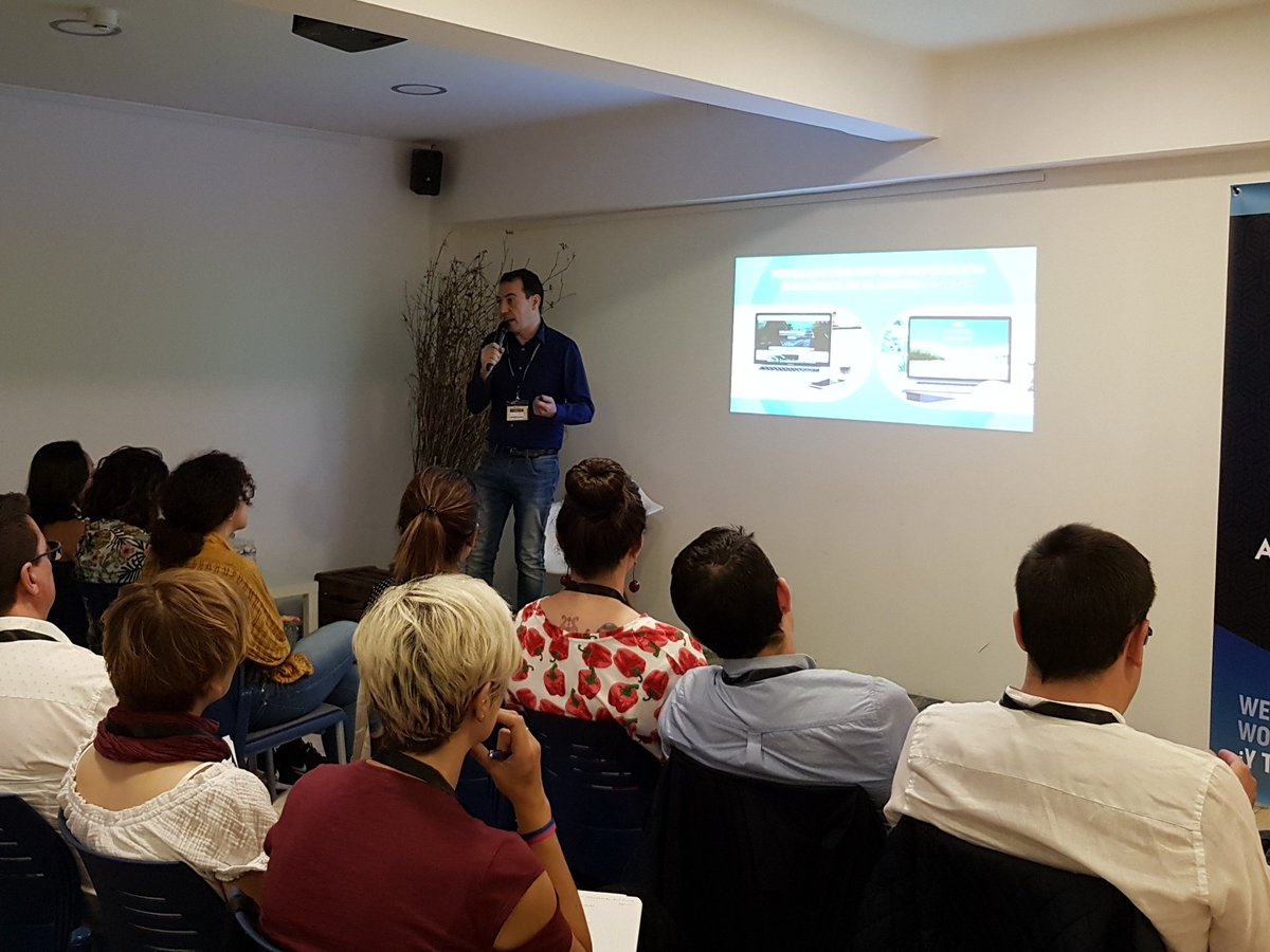 RaiolaNetworks's tweet photo. En #soyredactordigital @hotmart_es nos habla de las oportunidades que podemos encontrarnos en Internet https://t.co/J0XTdIEJsP