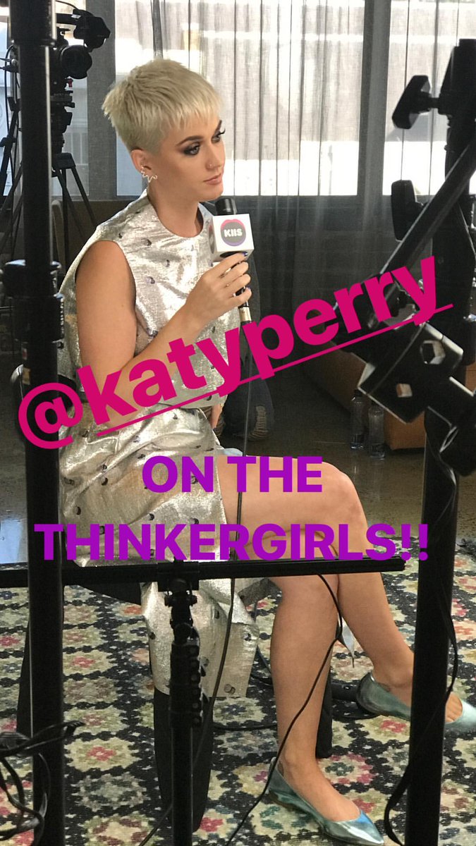 EU_KatyPerry's tweet photo. Katy Perry interviewed by @thethinkergirls. https://t.co/TVoYAZJCuv