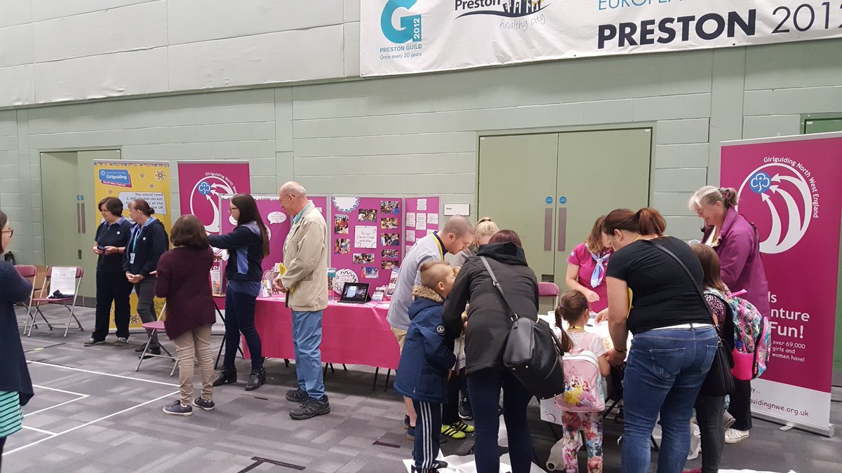 Getting messy with slime @LancSciFest #Girlguiding_NWE