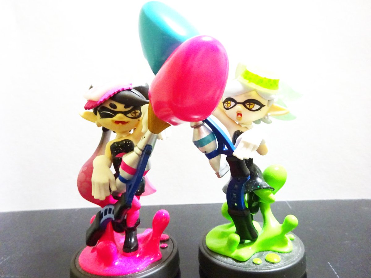 柚乃本ちひろ Auf Twitter この前買った スプラトゥーンブキコレクション２のバケツとスピナーと筆をアミーボのシオカラーズに持たせてみました やはり少しオーバースケールですが流石の親和性だと思います 今更 バケツとアオリちゃんの配色が同じことを知った