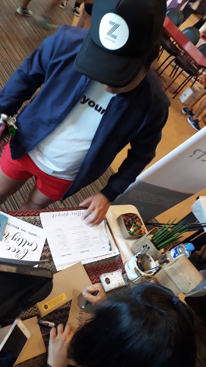 TOPsalcedo's tweet photo. Free calligraphy. Visit us here at #NEXTPH in Aura Samsung Hall #theofficeproject https://t.co/6bvYQ5Gruh