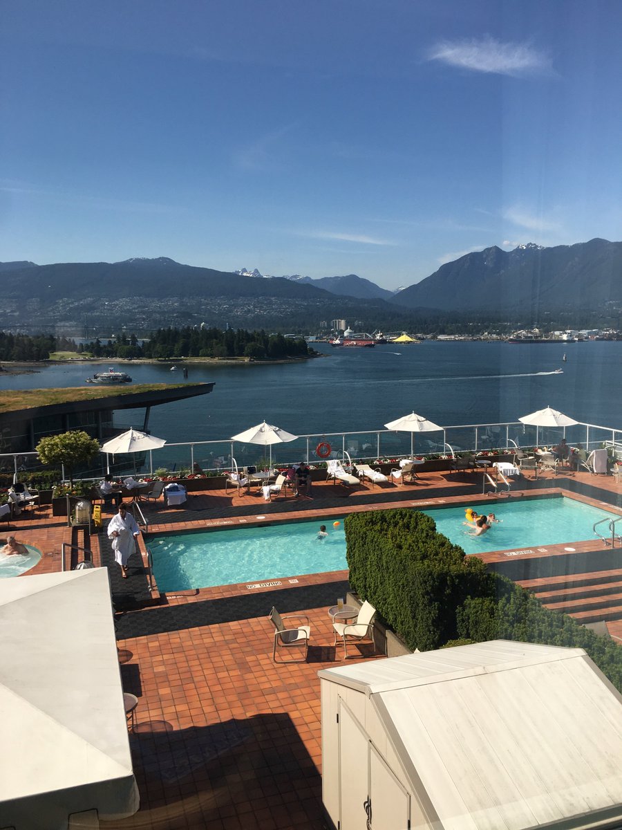 Lets_make_TV's tweet image. Thank you @panpacificvan for a gorgeous room upgrade. Service was amazing. #Canada150 #CanadaDay2017