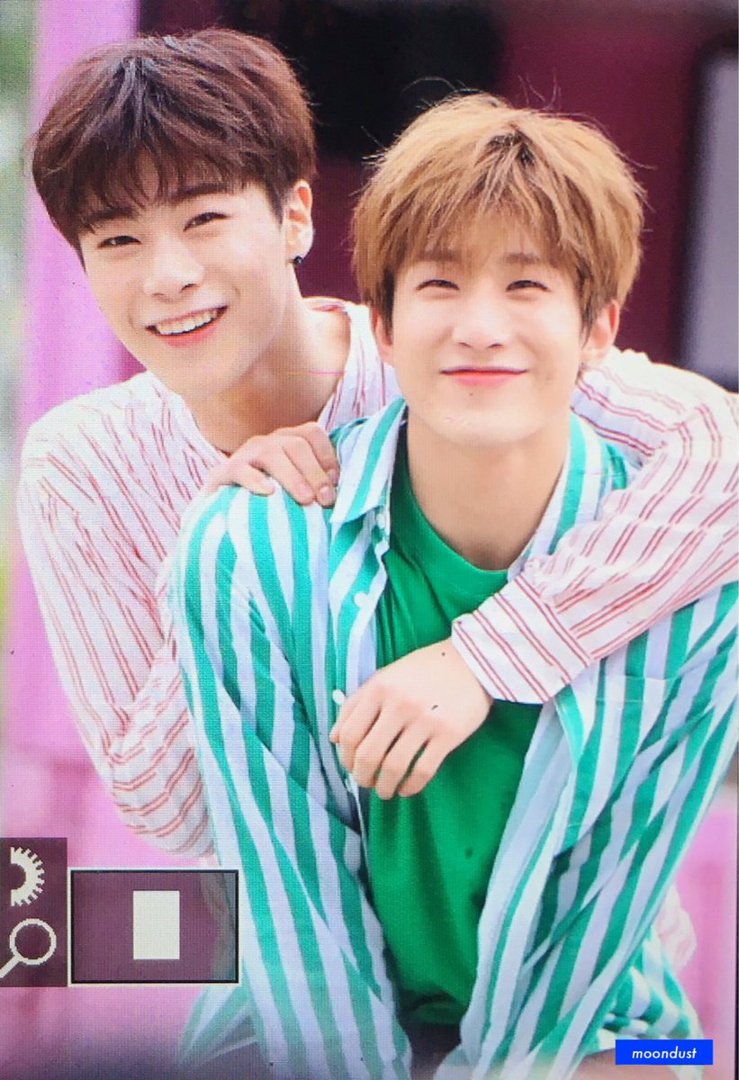 MDMB98's tweet photo. [preview] 170701 음중 미니팬미팅 #아스트로 #ASTRO #문빈 #진진 #MOONBIN #Baby @offclASTRO 
😄😆 https://t.co/7mC5NefEzm