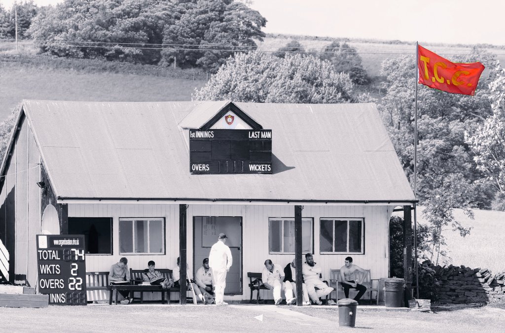 Today the 1st XI host <a href="/AlmondburyCC/">AlmondburyCC</a> and 2nd XI travel to <a href="/FlocktonCC/">Flockton C.C.</a> 

Match sponsor <a href="/EarnshawKay/">Earnshaw Kay</a>