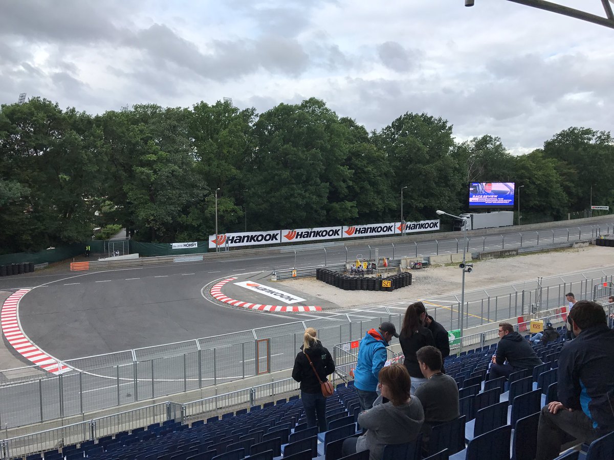 SpaceKid06's tweet photo. Der Rennsamstag kann beginnen...#DTM #DTMNorisring #Norisring https://t.co/zJQyhgS4TS