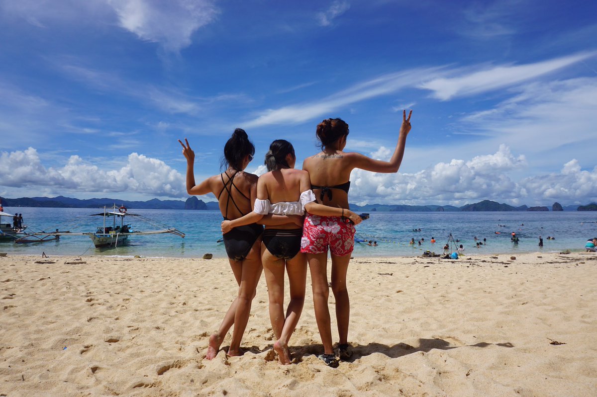 jetaimevgsg's tweet photo. @pauwagan @nikkeyyyy DAY 3 👌🏼officially lechon-colored skin #nognog #uling https://t.co/LW9MSR7J7j