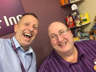 Bromsgrovecen's tweet photo. Love my early morning catch ups with my night guy Paul,always puts a smile on my face and sets me up for the day!
Happy Saturday everyone! https://t.co/HKvnm8N5BC