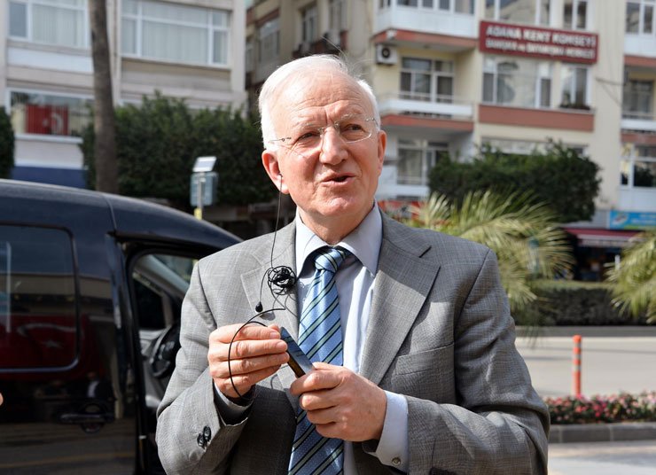DikenComTr's tweet photo. KHK’yla ihraç edilen Prof. Kaboğlu: Türkiye’de üniversite benim için bitmiştir
https://t.co/mrA9TGMQsv https://t.co/caoV9z62AB