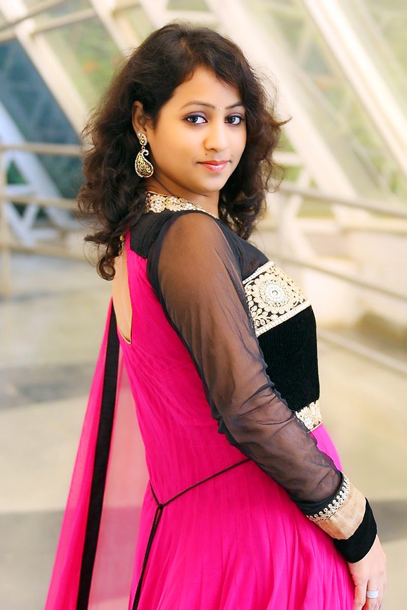 vhimabindu85's tweet photo. #Spyder #virus #JaiLavaKusa #RaRa #Dandupalyam2 #Kurukshethram #mentalmadhilo #KhayyumBhai #ninnukori #sairat #sarasudu #robo2 #Sahoo #lie https://t.co/hfr0swXUR5