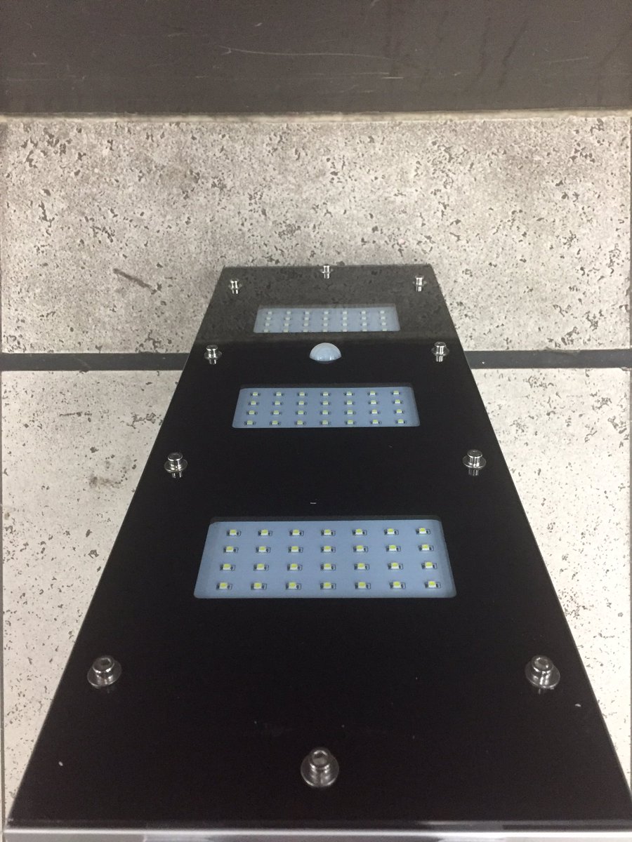 williamwei001's tweet photo. #solar street light 15w, all in one, very easy installation and use.
#Solargo https://t.co/MqPnuD4oxc