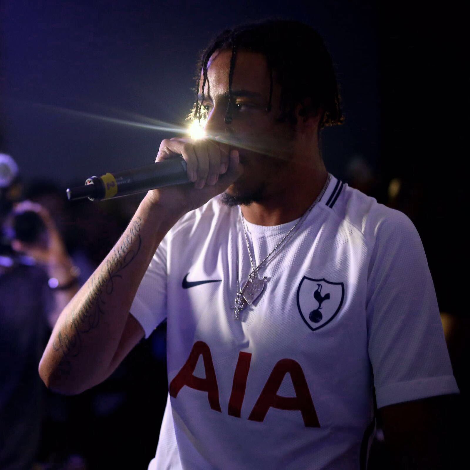 Tottenham shirt brand 2025