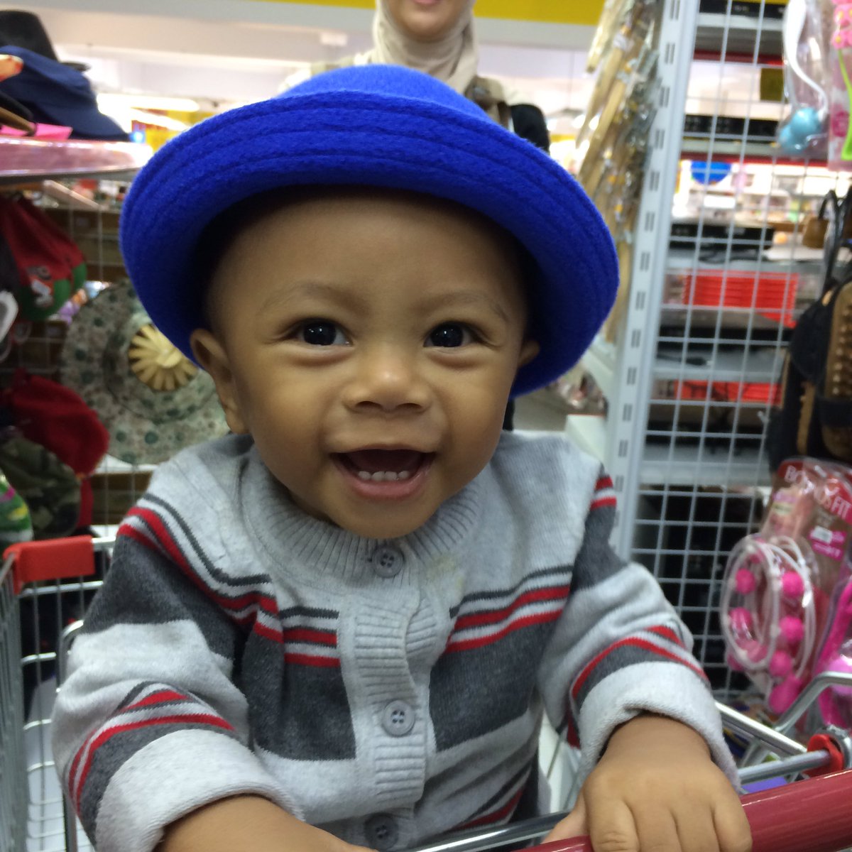 Rivanaz's tweet photo. 🤠🤠🤠 #Razka #Baby #Happy @fannywidio https://t.co/DXTn2Ikog7