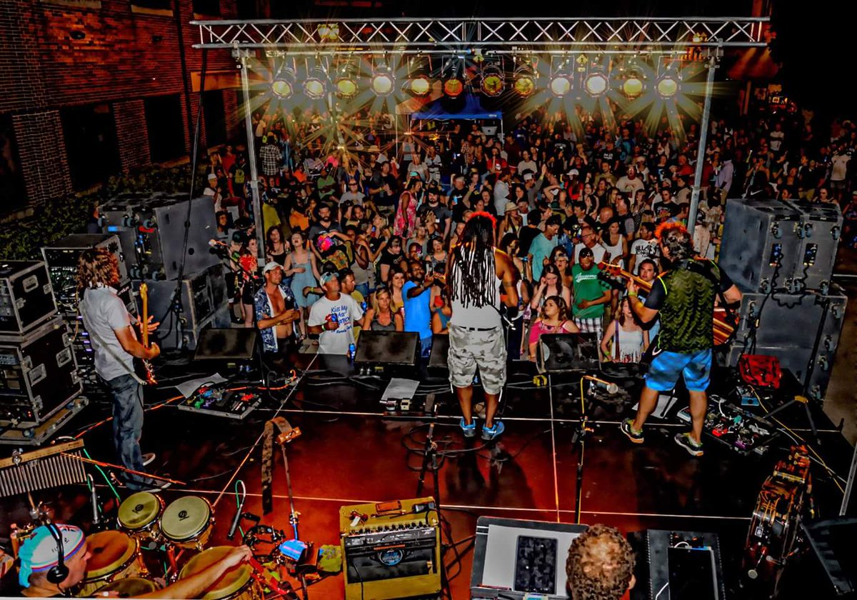 unitytheband's tweet photo. #FourthOfJuly @sbvc presents @unitytheband @Sunset Park with #fireworks #livemusic #Food #beer #Dancing.Party@5pm #DoorCounty  #partylegend https://t.co/GTOdRzGUlB