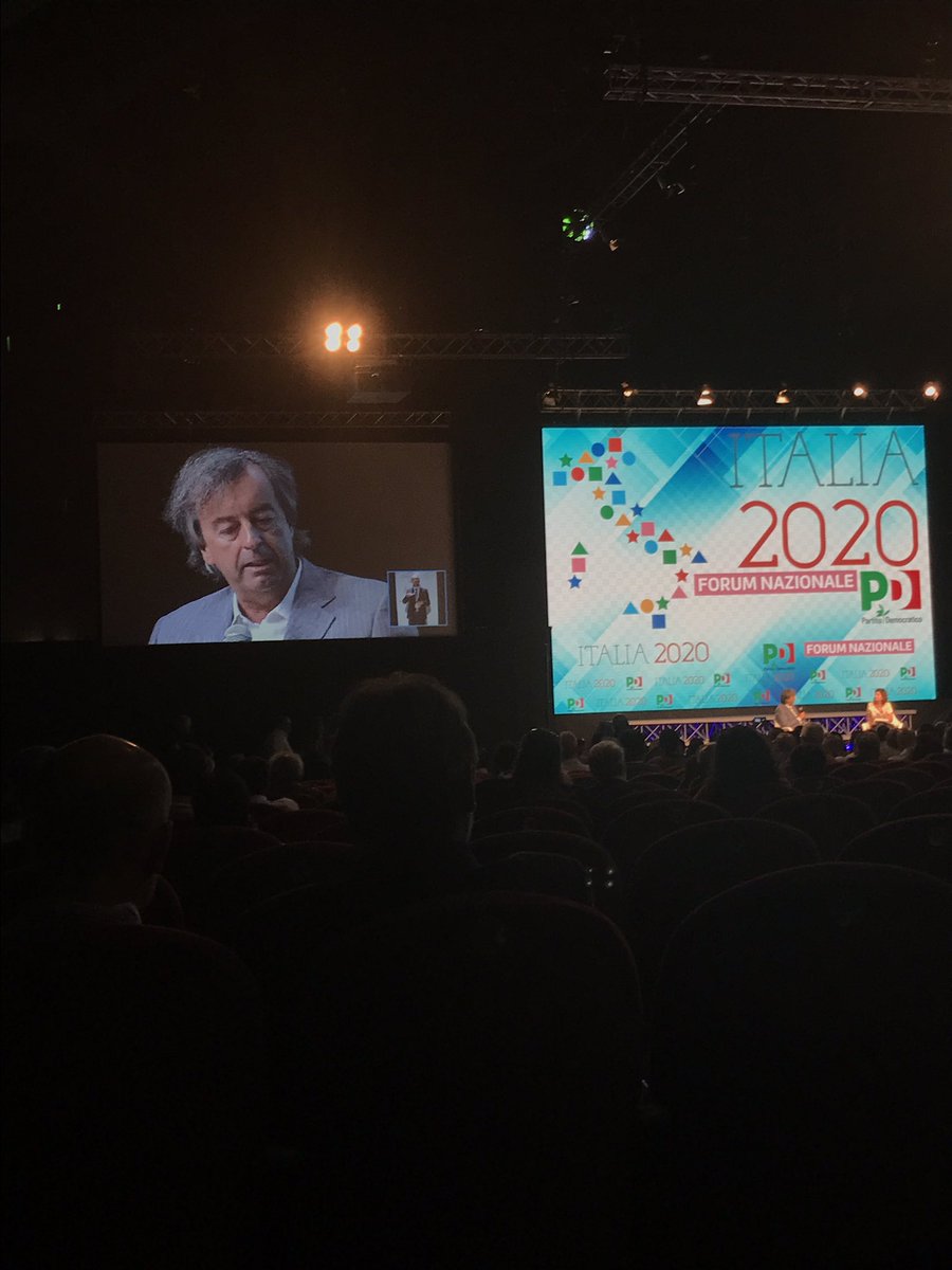 silviadedea's tweet photo. @RobertoBurioni a #Italia2020. Si parla di #vaccini https://t.co/NQ7Ti4i6Pm